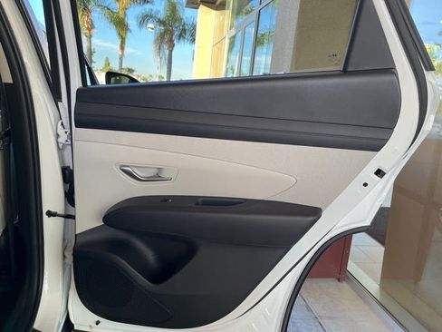 New 2026 Hyundai Tucson SEL image 24