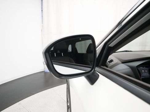 Used 2023 Nissan Rogue SL image 25