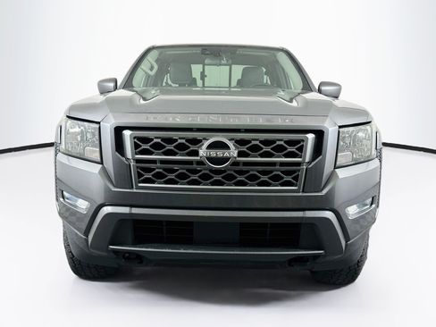 Used 2023 Nissan Frontier SV w/ SV Convenience Package AWD/4WD image 2