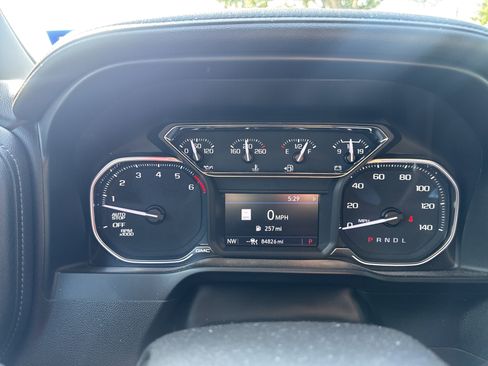 Used 2021 GMC Sierra 1500 SLT RWD image 17