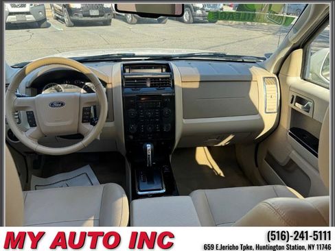 Used 2010 Ford Escape Limited AWD/4WD image 11