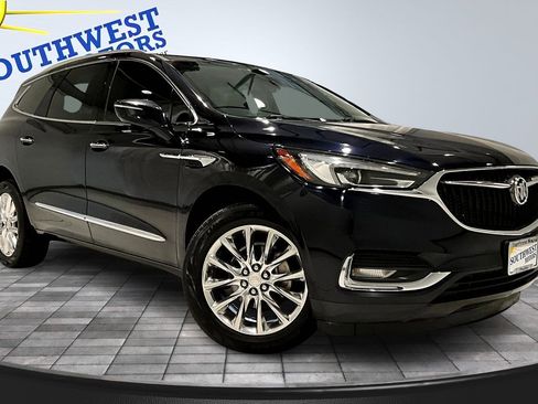 Used 2020 Buick Enclave Premium w/ Sun and Sites Package image 3