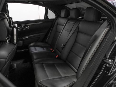 Used 2011 Mercedes-Benz S 63 AMG image 33