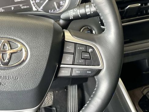 Used 2022 Toyota Highlander Platinum image 34