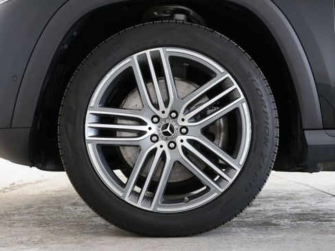 Used 2025 Mercedes-Benz GLS 450 4MATIC image 53
