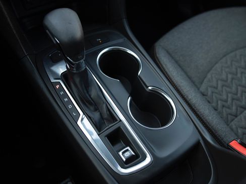 Used 2023 Chevrolet Equinox LT image 10