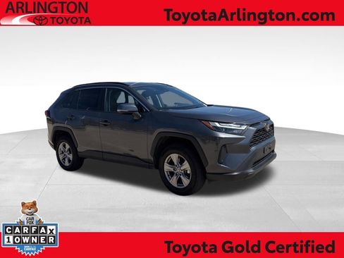 Used 2025 Toyota RAV4 XLE image 1