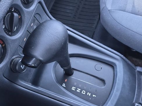 Used 2011 Ford Transit Connect XLT Premium FWD image 31