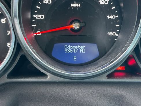 Used 2010 Cadillac CTS Premium image 25