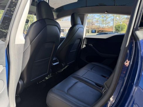 Used 2024 Tesla Model Y Long Range image 30