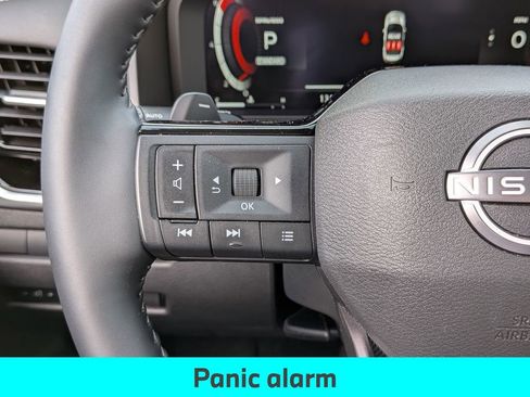 Used 2025 Nissan Rogue SL image 19