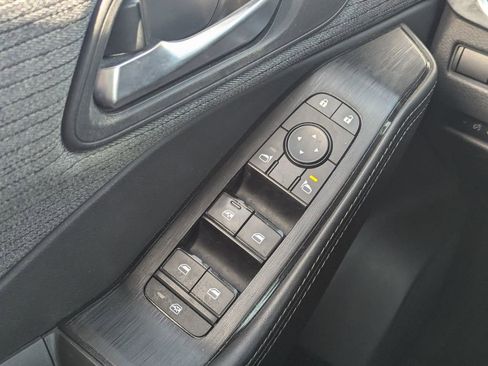 Used 2021 Nissan Rogue SV AWD/4WD image 23