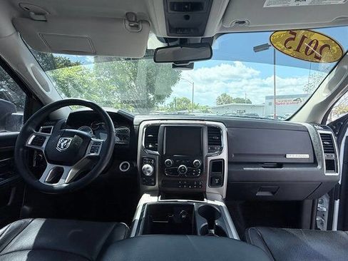 Used 2015 RAM 1500 Laramie w/ Convenience Group AWD/4WD image 15