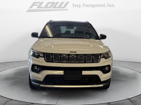 Used 2025 Jeep Compass Limited w/ Sun & Sound Group AWD/4WD image 3