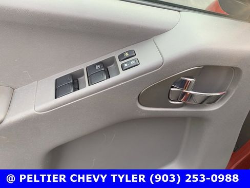 Used 2015 Nissan Frontier SV w/ SV Value Truck Package image 13