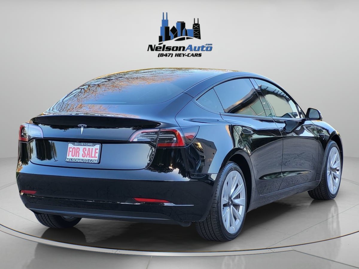 Used 2023 Tesla Model 3 Standard Range RWD image 4