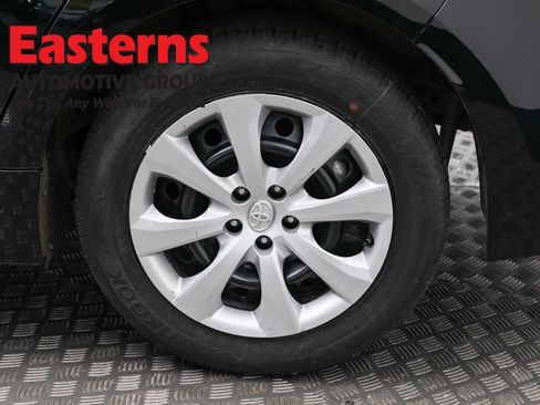 Used 2025 Toyota Corolla LE image 29