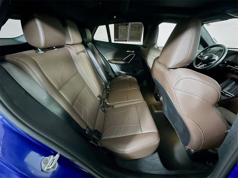 Used 2025 BMW X2 xDrive28i w/ M Sport Package image 11