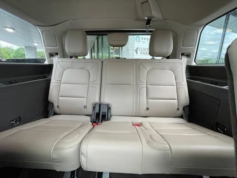Used 2023 Lincoln Navigator Reserve AWD/4WD image 29