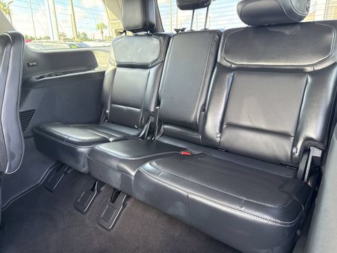 Certified 2025 Ford Expedition Platinum AWD/4WD image 23