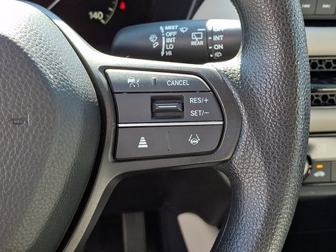 Used 2024 Honda HR-V LX image 21