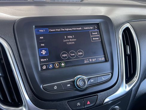Used 2022 Chevrolet Equinox LT FWD image 17