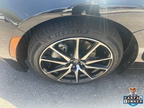 Used 2025 Toyota GR86 w/ ALL Weather Mat Package (TMS) RWD image 7