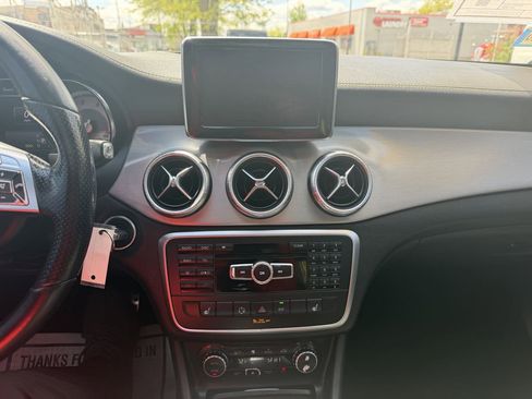 Used 2014 Mercedes-Benz CLA 250 4MATIC w/ Edition 1 Package image 36