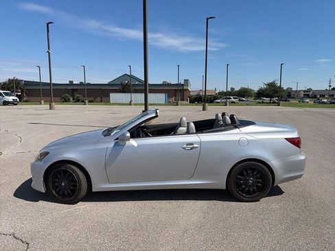 Used 2012 Lexus IS 250C w/ Luxury Pkg RWD image 22