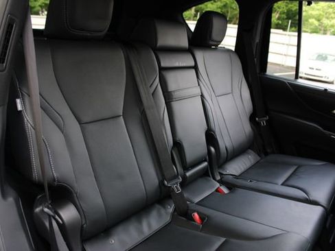 Used 2024 Lexus LX 600 4WD w/ Appearance Package image 17