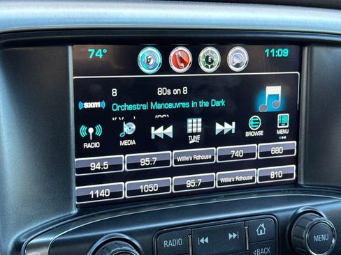 Used 2019 GMC Sierra 2500 SLT w/ Duramax Plus Package image 17