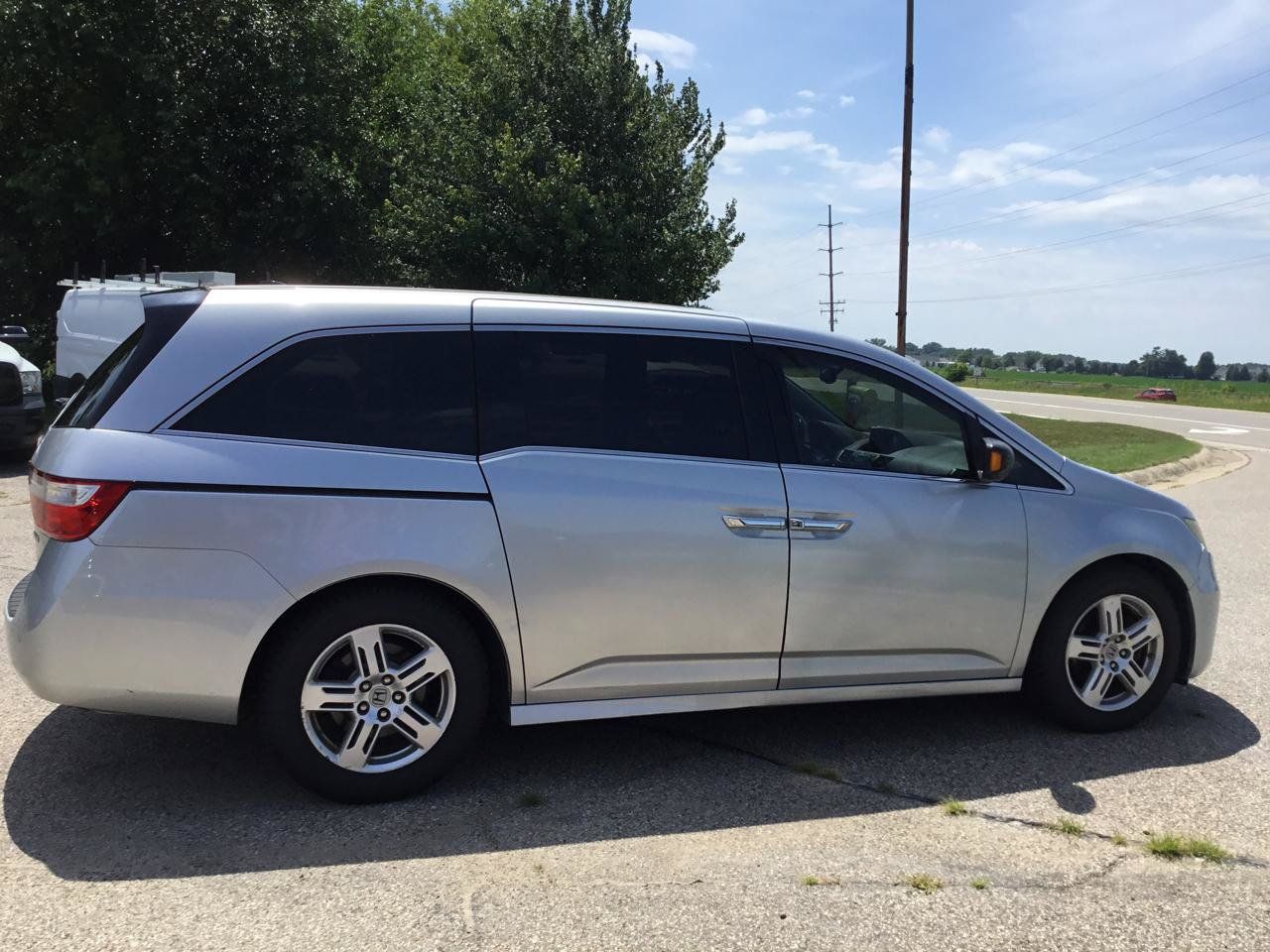 Used 2012 Honda Odyssey Touring image 5