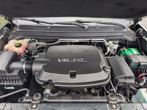 Used 2018 Chevrolet Colorado Z71 image 8