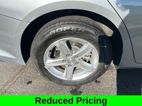 Used 2023 Chevrolet Malibu LT image 46