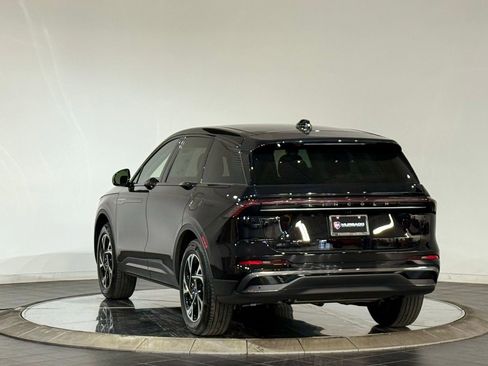 New 2026 Lincoln Nautilus Premier w/ Jet Appearance Package AWD/4WD image 7