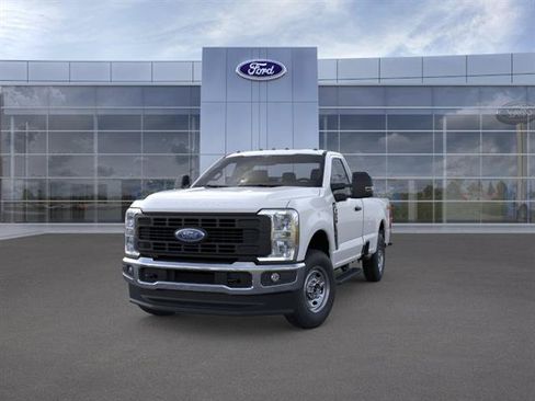New 2026 Ford F250 XL w/ XL Chrome Package AWD/4WD image 2