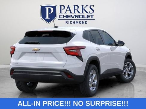 New 2026 Chevrolet Trax LS w/ LS Convenience Package FWD image 7