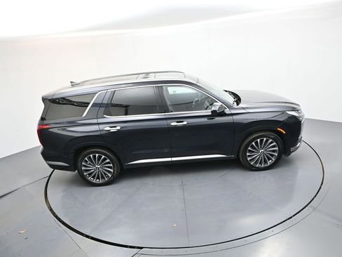 Used 2024 Hyundai Palisade Calligraphy image 32