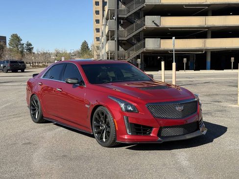 Used 2017 Cadillac CTS V RWD image 5