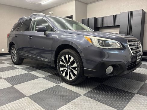 Used 2015 Subaru Outback 2.5i Limited AWD/4WD image 4