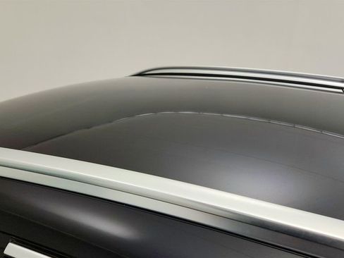 Used 2019 INFINITI QX30 AWD w/ Navigation Package image 10
