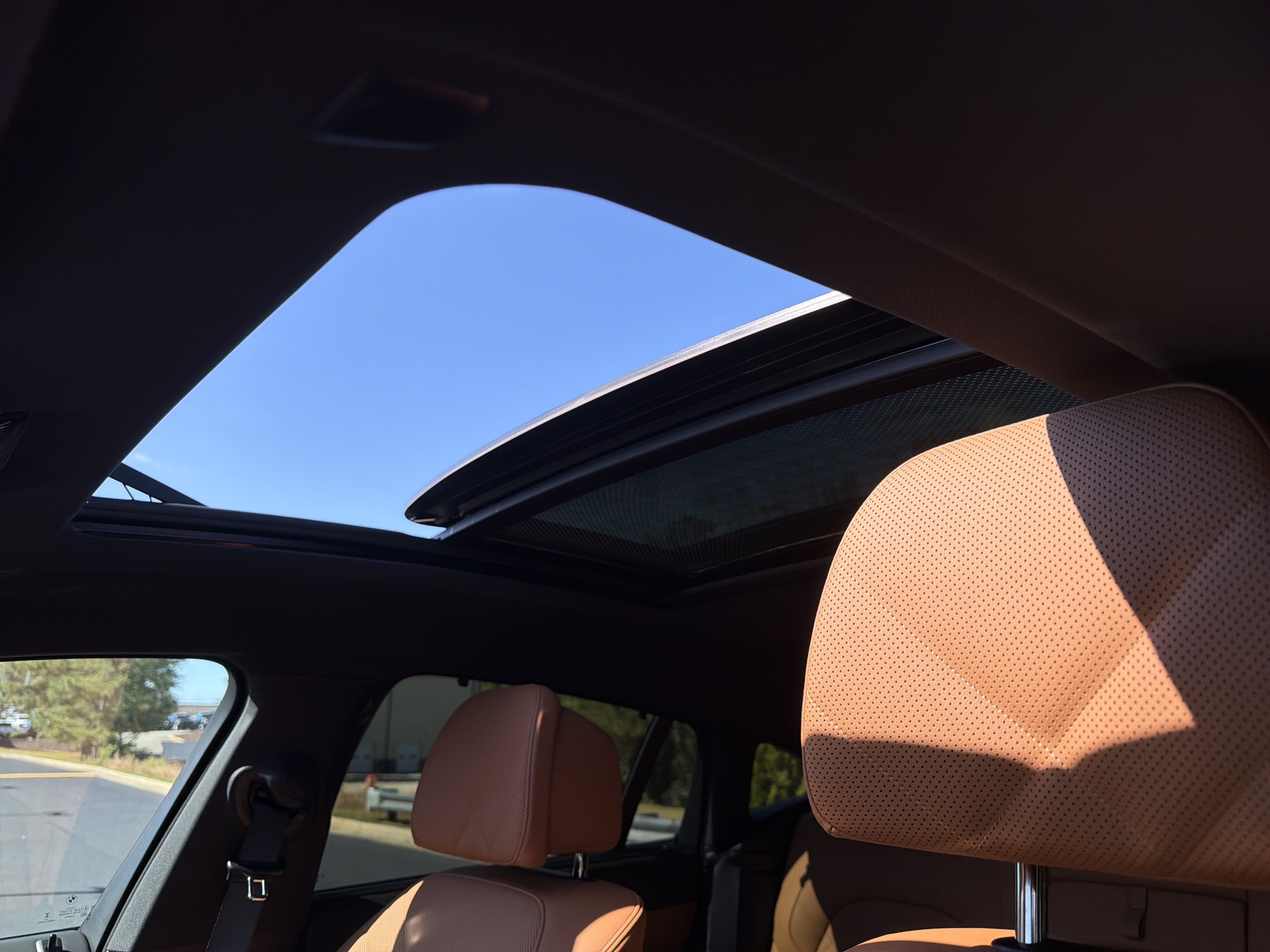 Used 2027 BMW X6 M60i AWD/4WD image 8