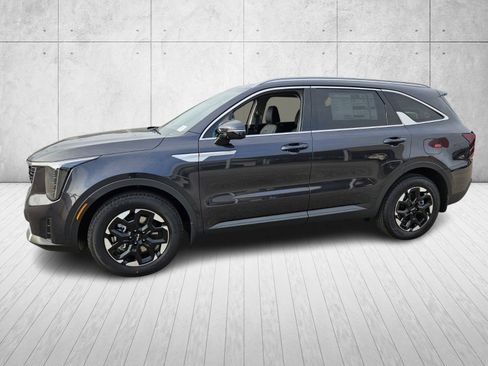 New 2026 Kia Sorento S w/ S Panoramic Sunroof Package image 3