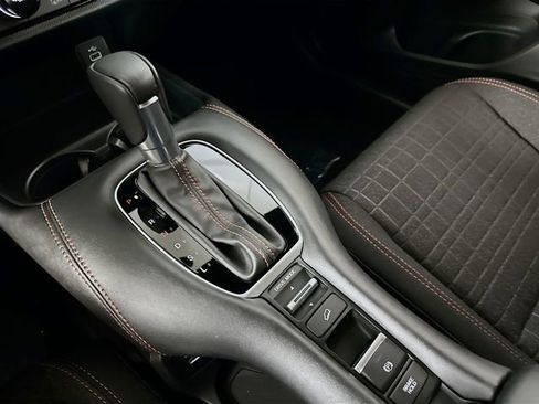 Used 2025 Honda HR-V Sport image 38