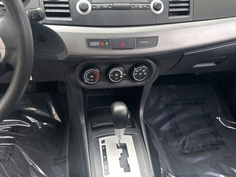 Used 2011 Mitsubishi Lancer ES image 23
