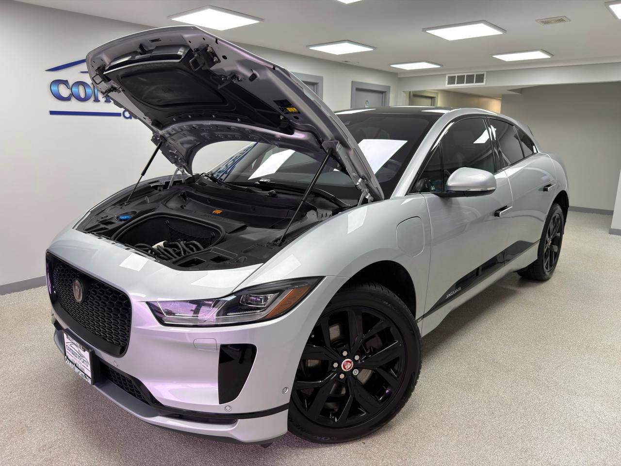 Used 2020 Jaguar I-PACE SE AWD/4WD image 34