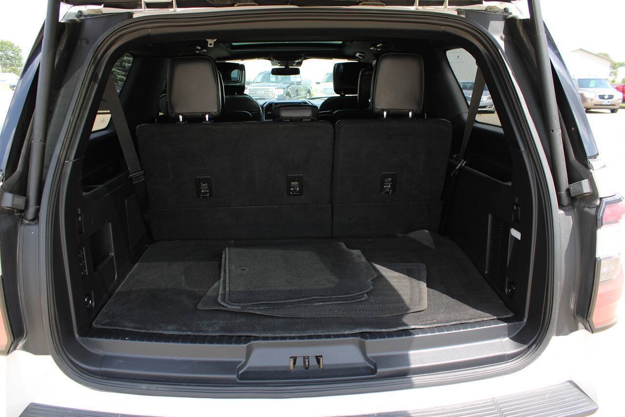 Used 2018 Ford Expedition Max Limited w/ Equipment Group 302A AWD/4WD image 9