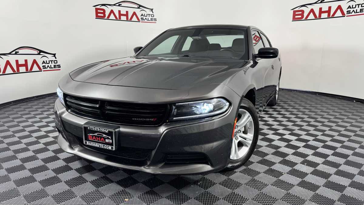 Used 2023 Dodge Charger SXT RWD image 2