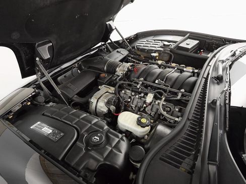 Used 2002 Chevrolet Corvette Z06 RWD image 33
