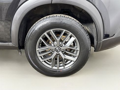 Used 2023 Nissan Rogue S FWD image 28